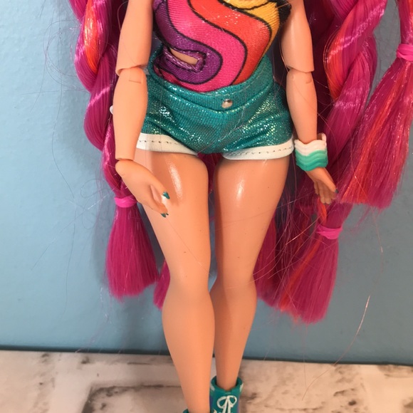 L.O.L. Surprise OMG Roller Chick - Picture 5 of 6